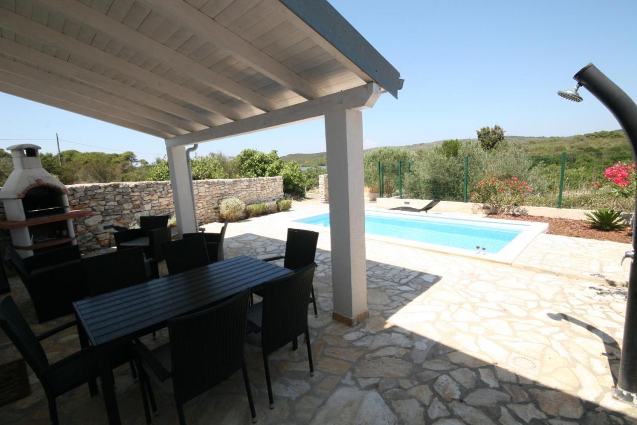 Villa House Sakarun With Swimming Pool à Veli Rat Extérieur photo
